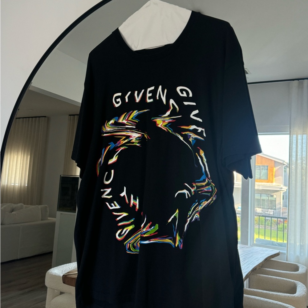 Givenchy Black Short Sleeve Graphic Tee